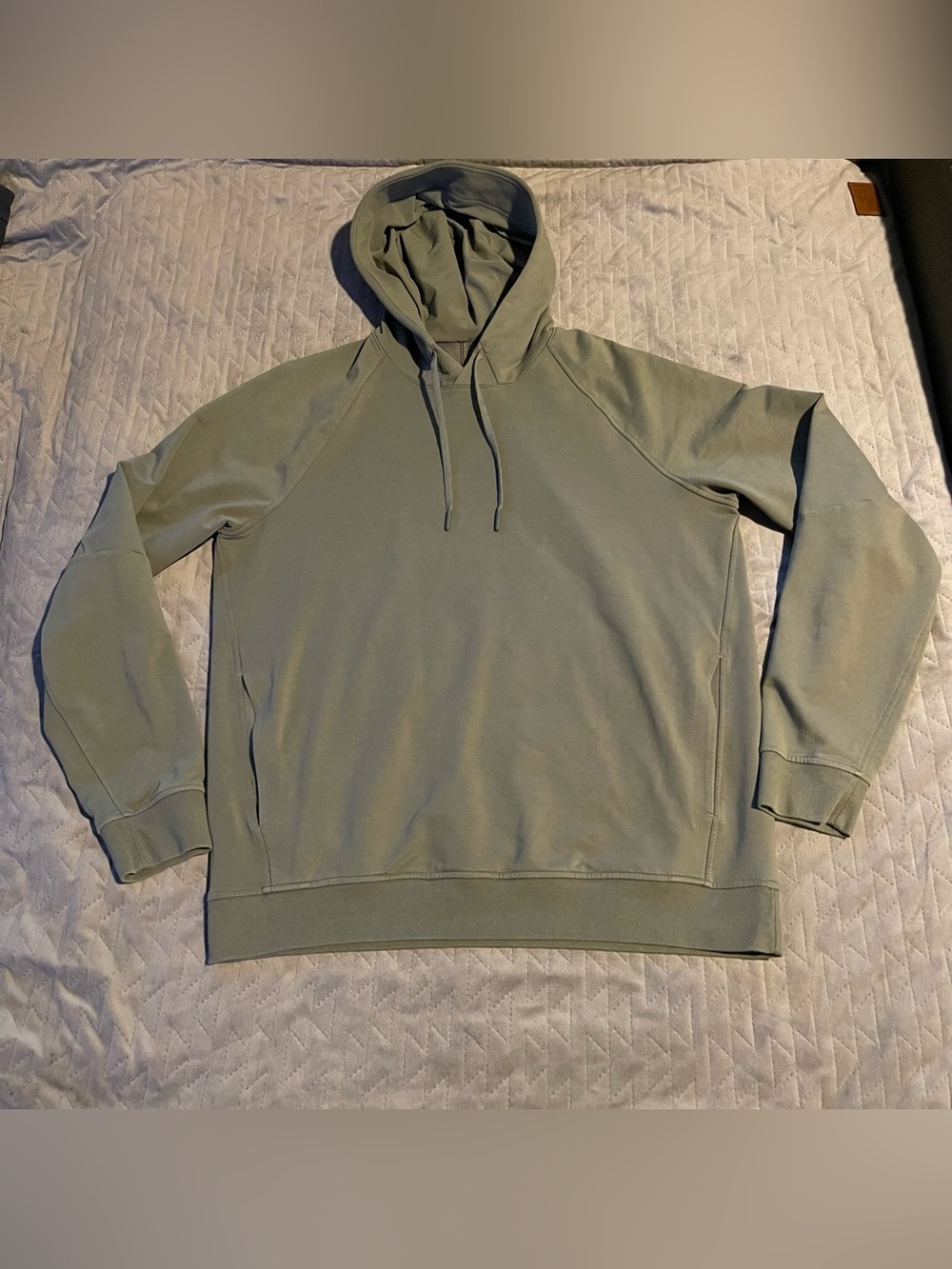 Lululemon hoodie mens large pre-owned condition green
